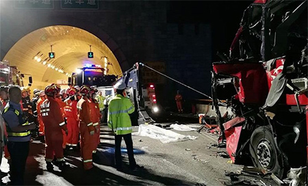 Más de 18 muertos por un accidente de tráfico en China